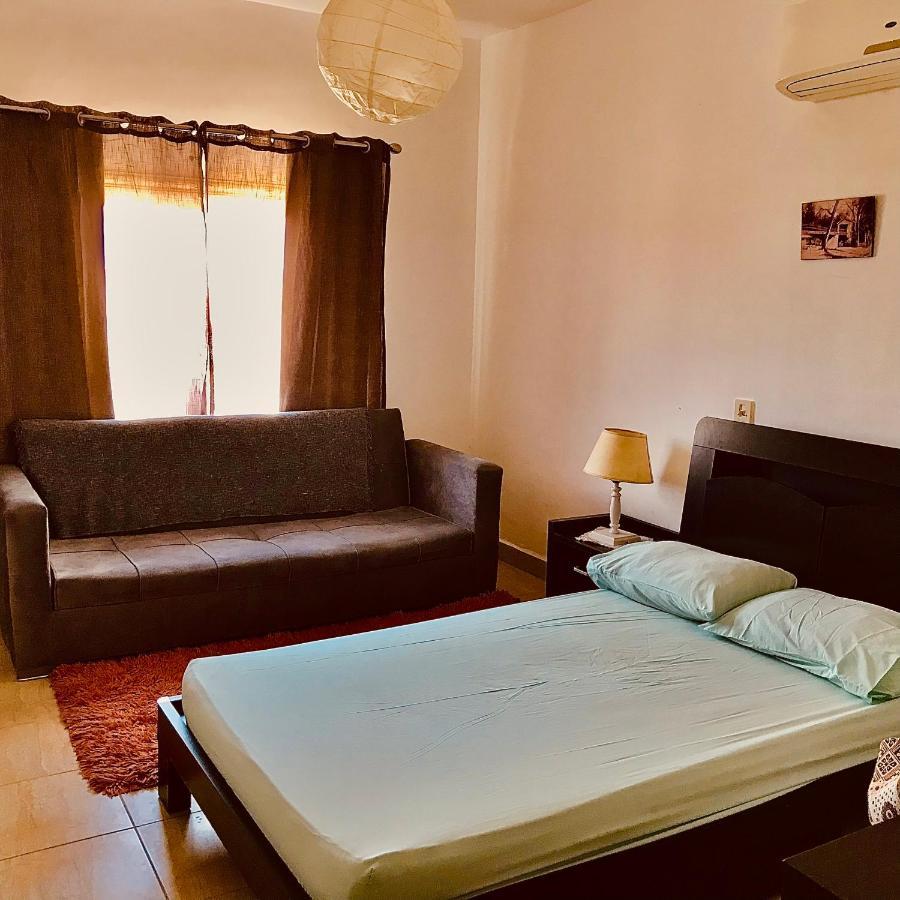 Chalet Marina Wadi Degla Families Only Pool View 2Nd Floor 6 Adults Ain Sukhna Exteriör bild