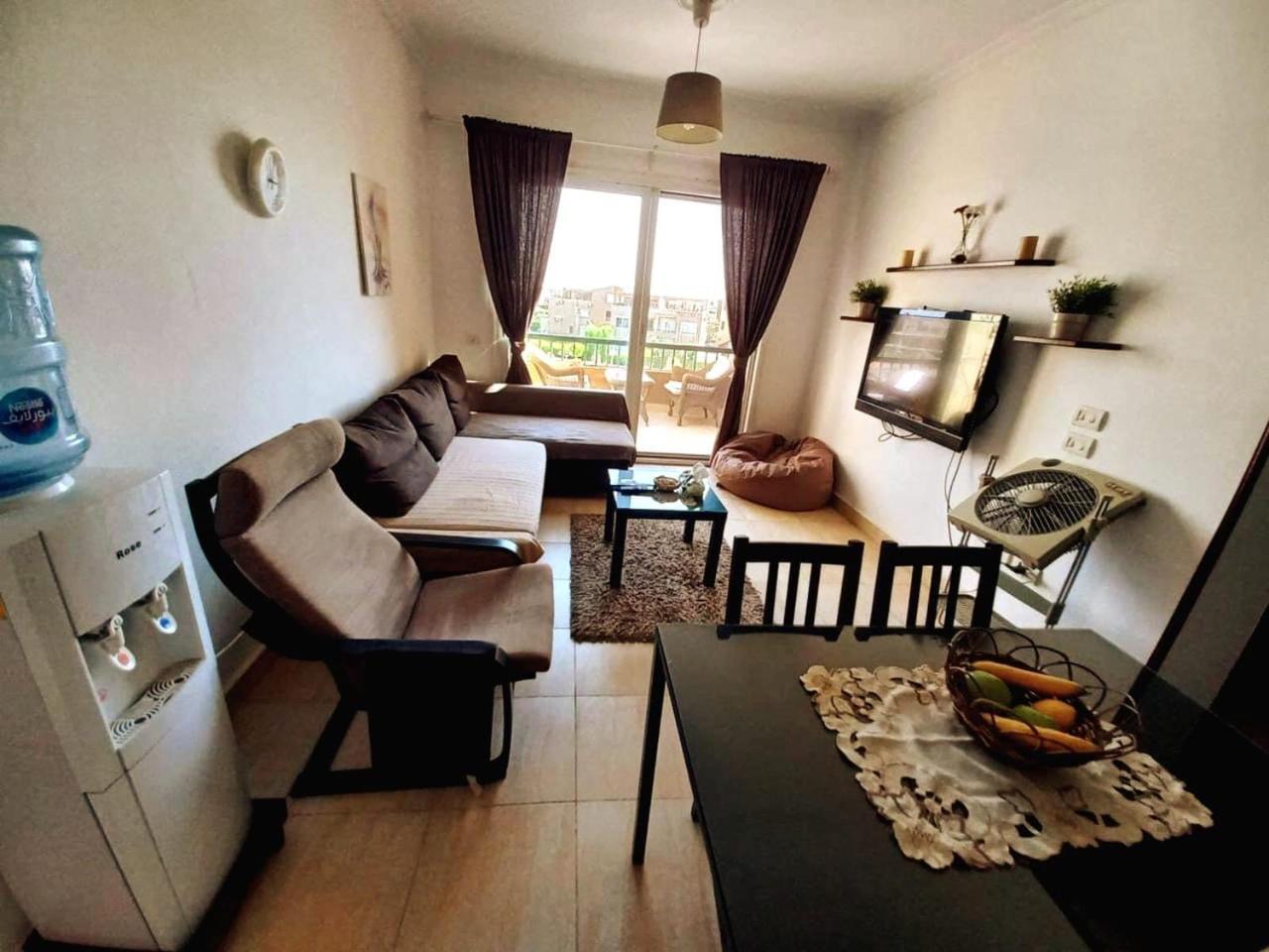 Chalet Marina Wadi Degla Families Only Pool View 2Nd Floor 6 Adults Ain Sukhna Exteriör bild